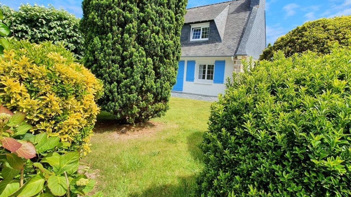 Ploudalmezeau House | Summer or winter, with the family or just the two of you, you'll love Ty Koantic