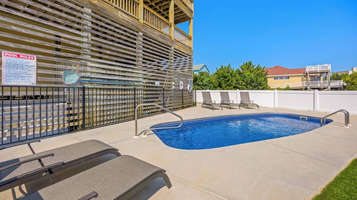 Waves House | SUMMER SAVINGS- Oceanview Dog Friendly w/Saltwater Pool, Hot Tub, and Game Room