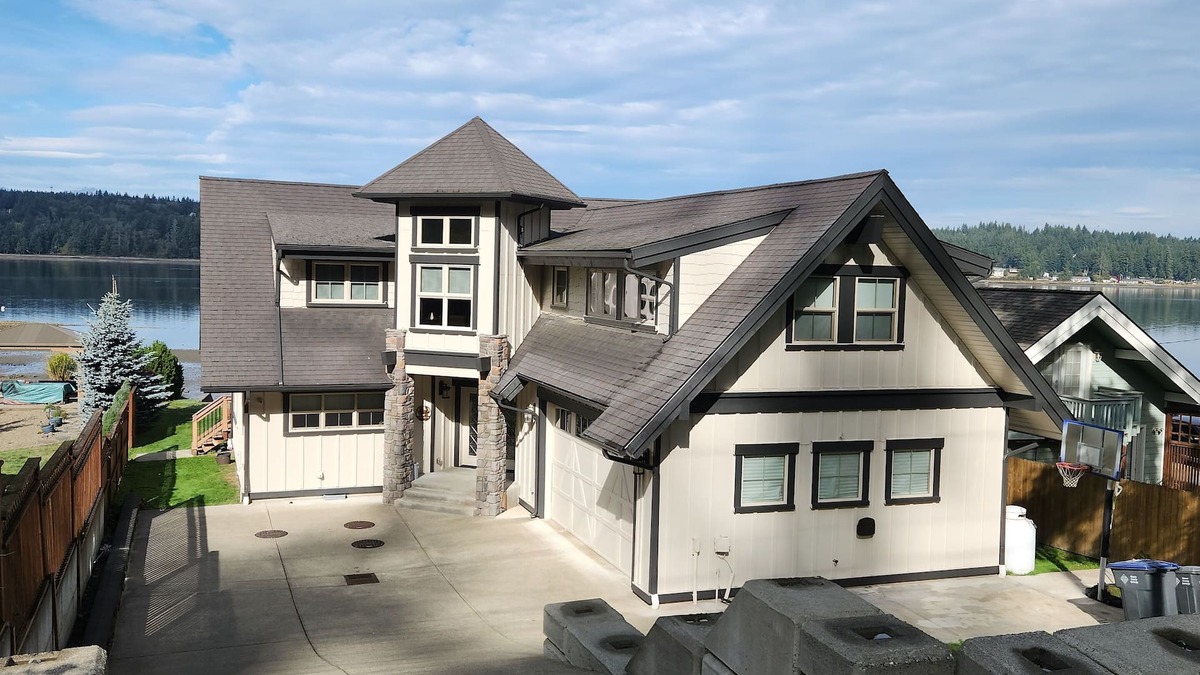 Belfair House | Summer Special - Enjoy This Beautiful Southshore Waterfront Vacation Home Now!