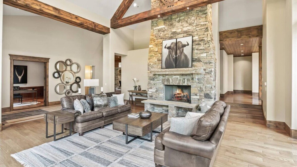 The Timbers House | Summer Specials and winter calendar open BOOK NOW and stay in Park City- Canyons