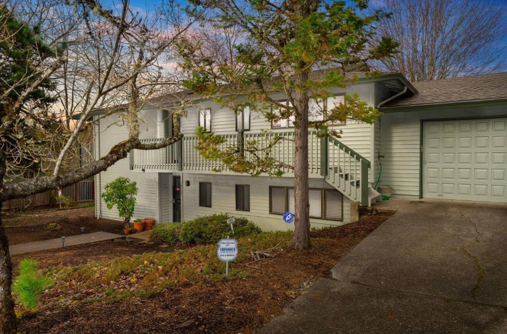 Beaverton House | Summercrest Cottage