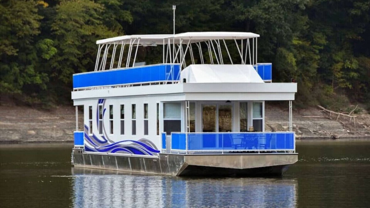 Somerset Boat Rental | Summersun- Lee’s Ford Marina