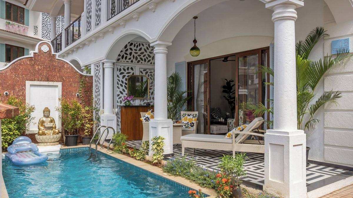 Arpora Villa | SUMMERVILLE - 3BHK LUXURY POOL VILLA WITH ELEVATOR AND GARDEN - NORTH GOA