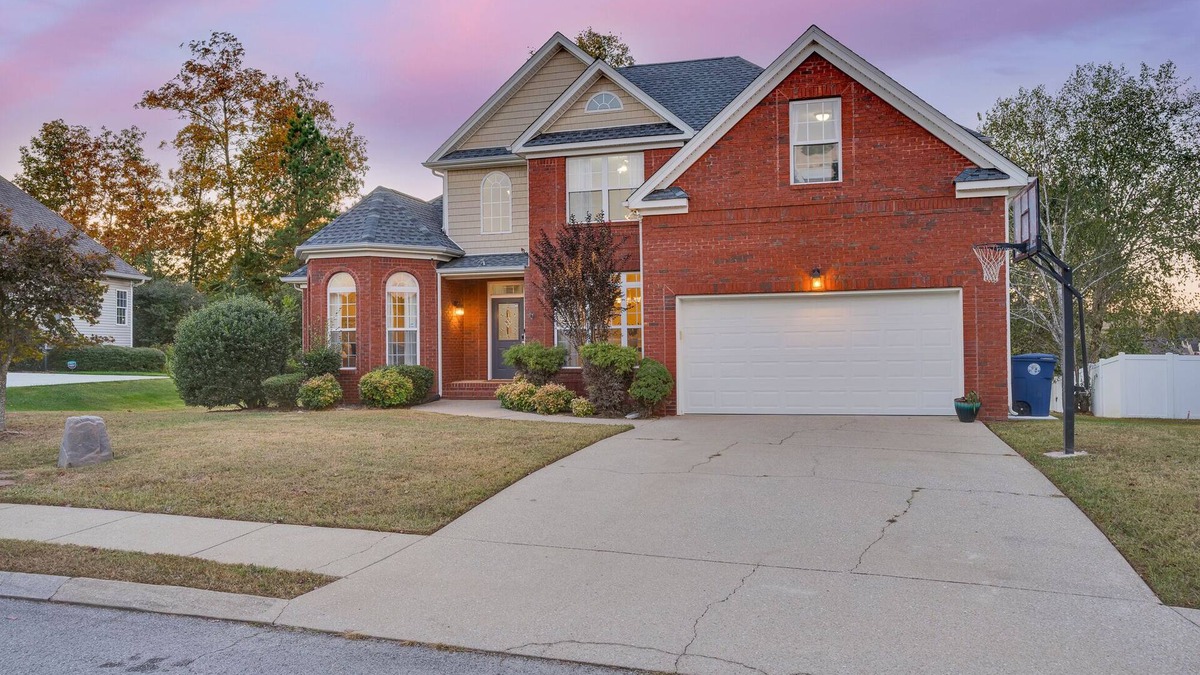 Collegedale House | Summit Field Sunsets