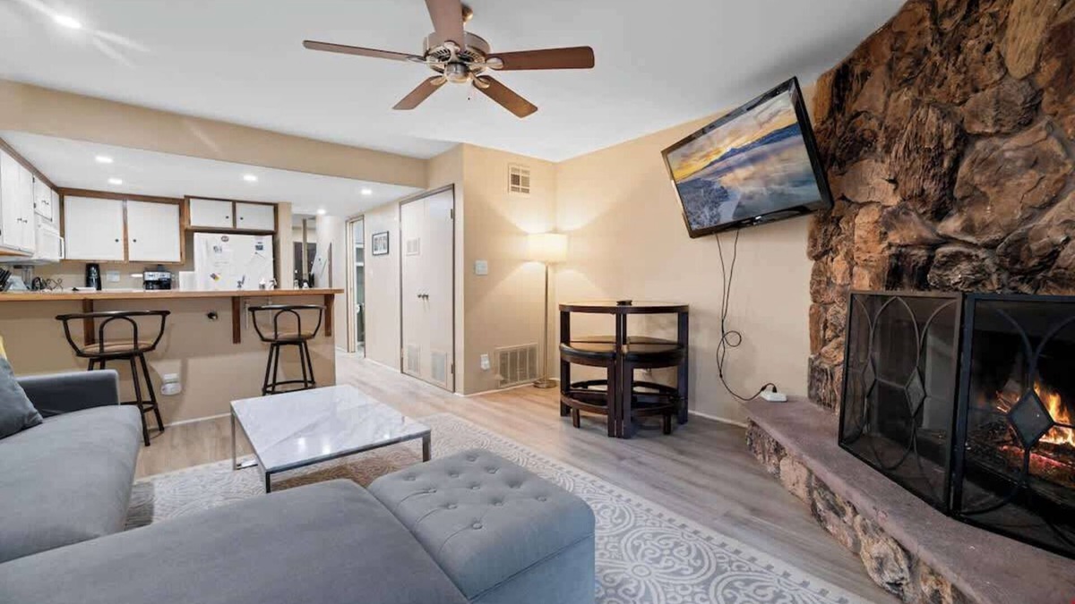 Summit Estates House | Summit Getaway Walk to Snow Summit