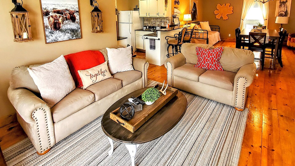 Barnhart House | Summit View - Cozy spot with a view! Outdoor pool & pet friendly!