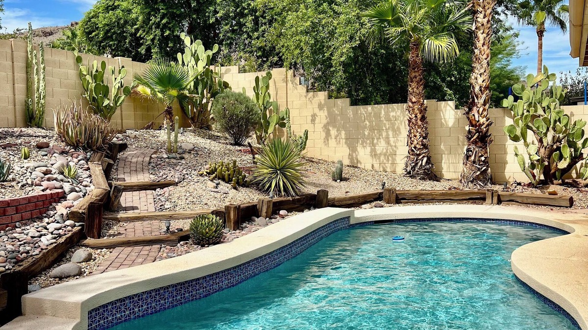 Desert Foothills Estates House | Sun House - your own private getaway