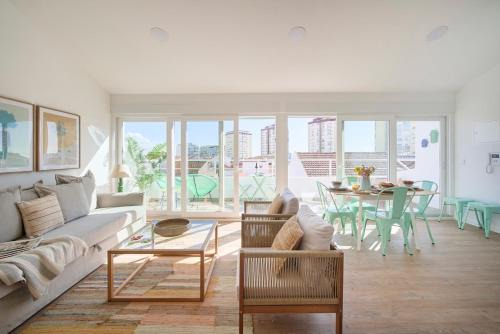 Costa de Caparica Apartment | Sun & Sands Terrace Apts, by TimeCooler