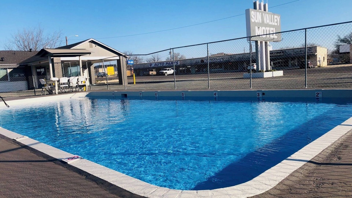 Junction Hotel | Sun Valley Motel