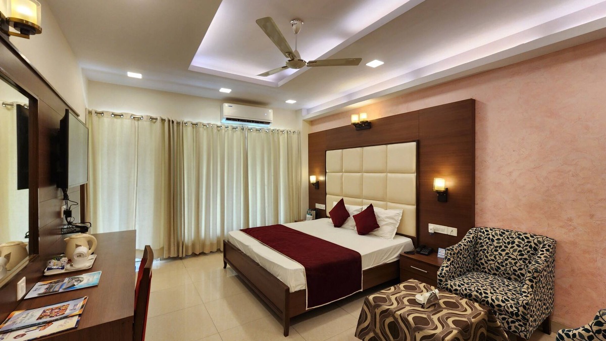 Surajkund Hotel | Sunbird Tourist Resort