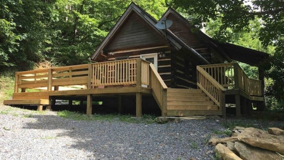 Canton Cabin | Sunburst at Falling Waters