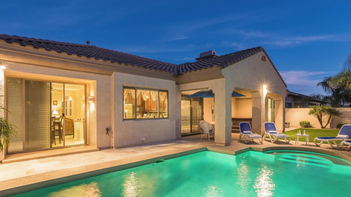 Litchfield Park Villa | SUNDANCE VILLA - Heated Pool, Jacuzzi, Billiard-1 mile to Wigwam golf club