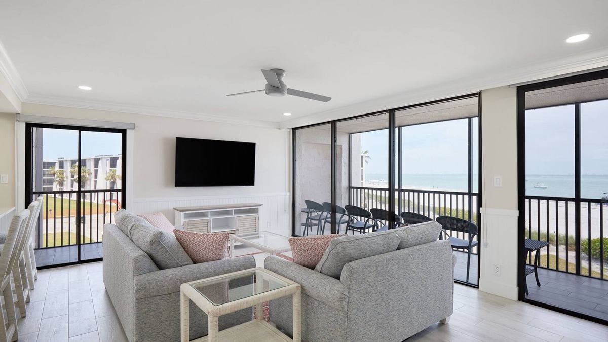 Beachview Country Club Estates Condo | Sundial A301- Gorgeous Beachfront Residence at Sundial Sanibel