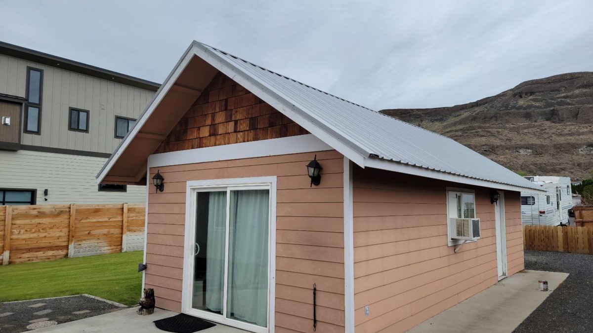 Sunland Estates Apartment | Sunland Estates Bungalow