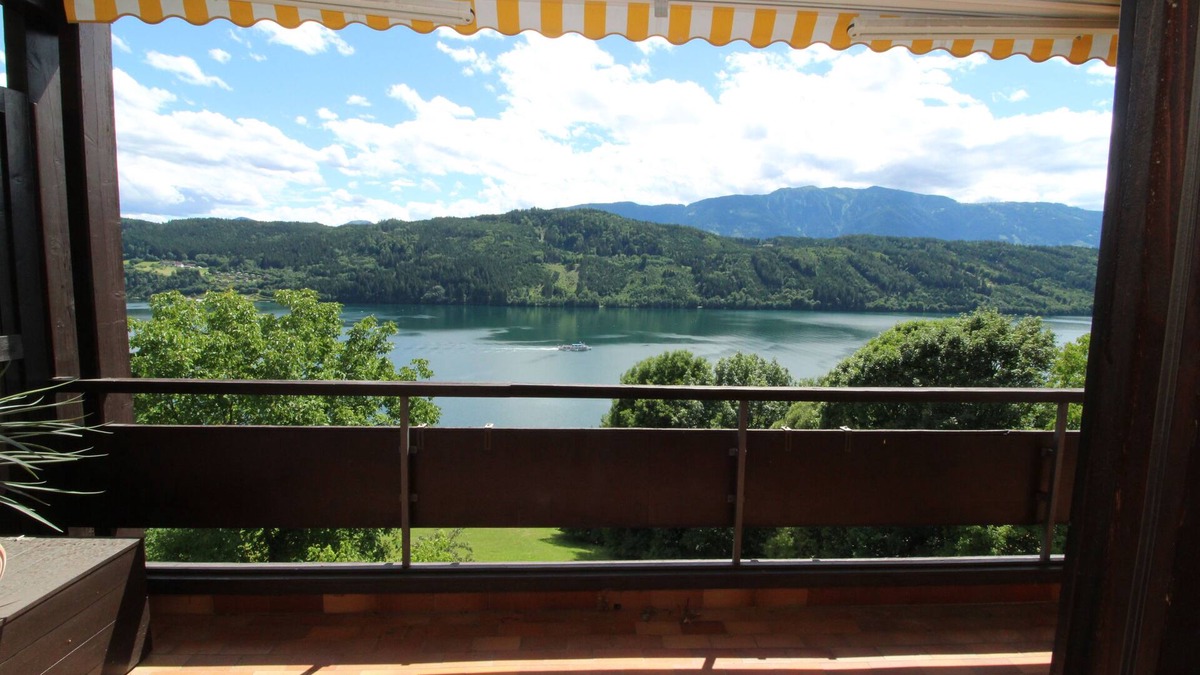 Millstatt House | Sunny 2 room apartment with a fantastic view of Lake Millstatt