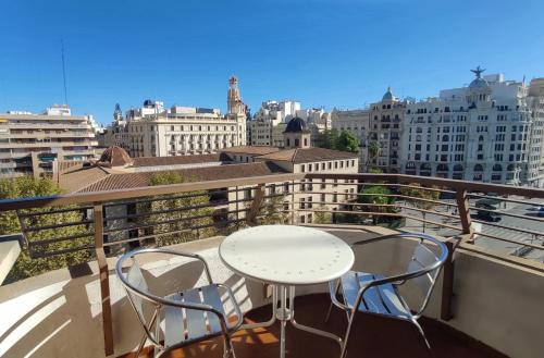 La Roqueta Apartment | Sunny apartment with fantastic terrace views!