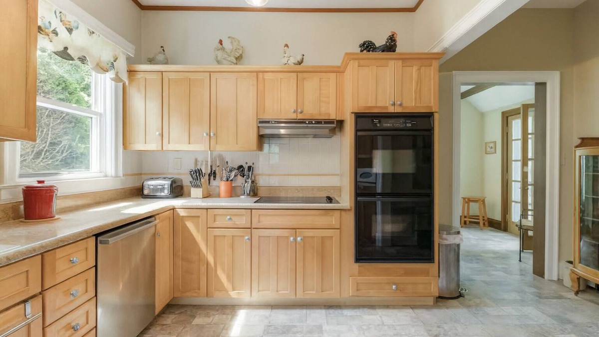 Valley Springs House | Sunny Cottage 1 Min to Omni Homestead