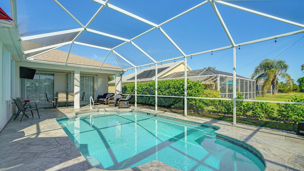 Beachwalk Isles House | Sunny Fort Myers Home w/Heated Pool!
