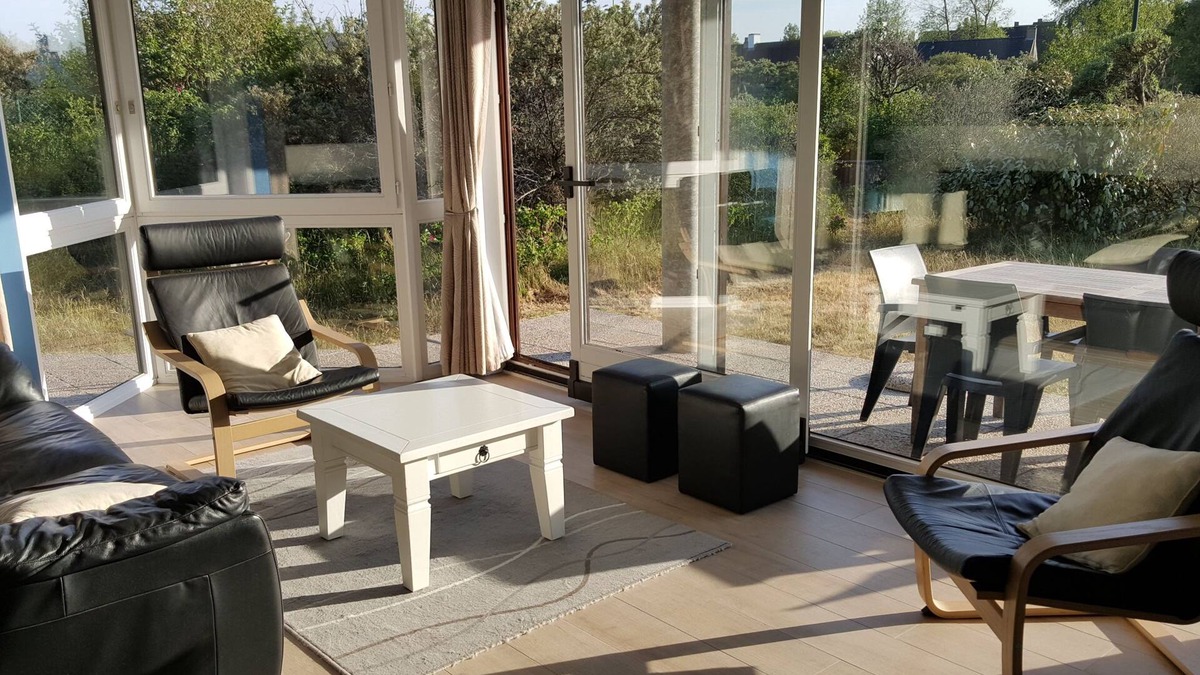 De Panne Apartment | Sunny ground floor apartment with terrace, garden and view of the dunes