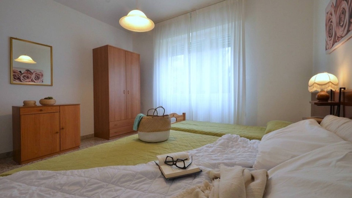 Lignano Sabbiadoro Apartment | Sunny holiday apartment not far from the beach
