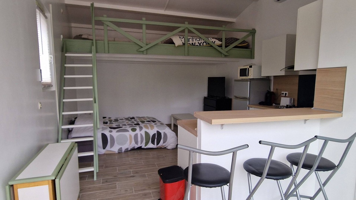 Le Puyricard Villa | SUNNY HOME/STUDIO ALL EQUIPPED