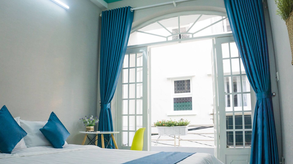 Phuong 8 House | Sunny House