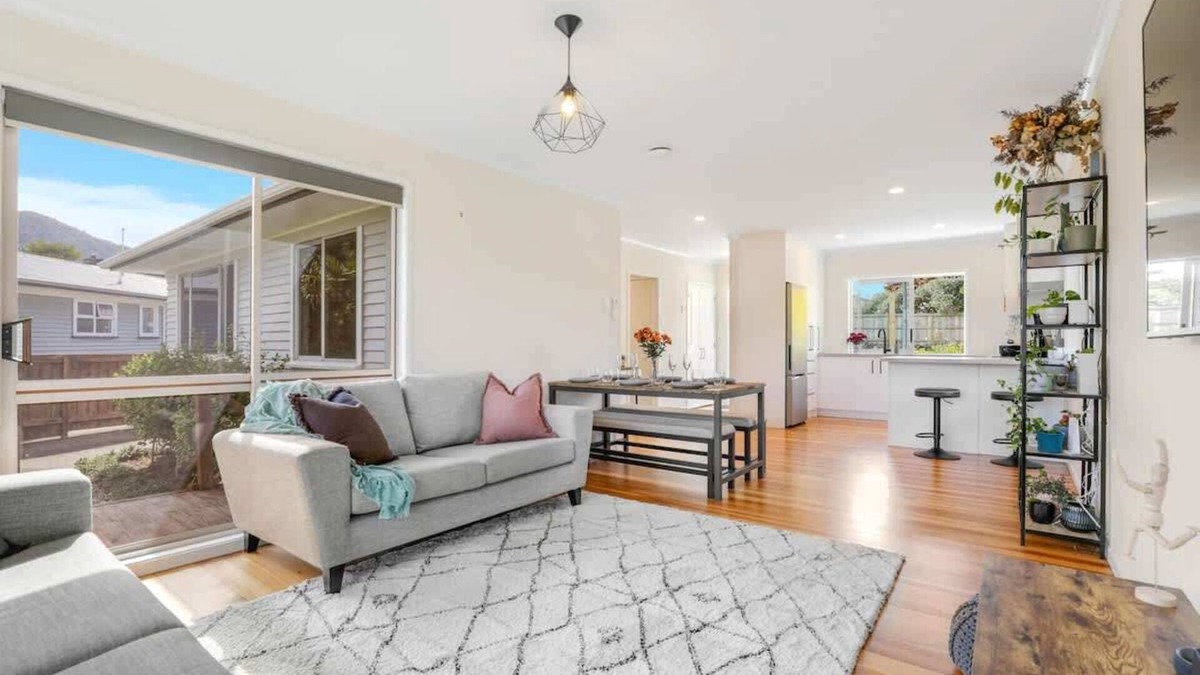 Pukehangi House | Sunny Inn Tawavale Su