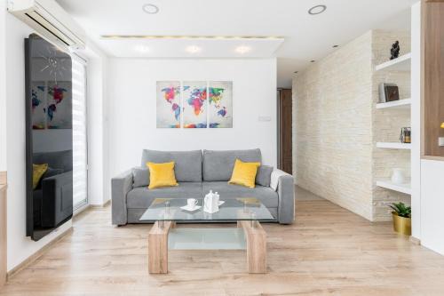 Libertow Apartment | Sunny Kliny Apartment