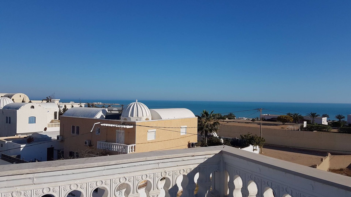 Zarzis Villa | Sunny modern villa