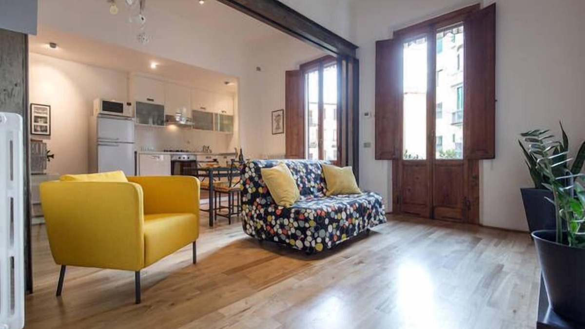 Le Cure Apartment | Sunny Open Space with Terrace close to EUI with free parking nearby!