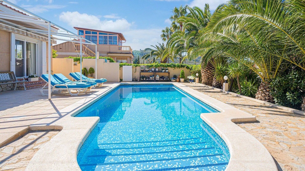 Hoya de los Patos House | Sunny Poolside Stay in Busot