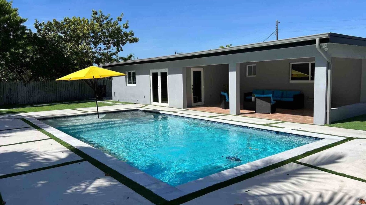 Ludlam House | Sunny Resort Oasis with Heated Pool & Ping Pong