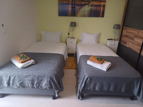 Aldeia dos Palheiros House | Sunny Room - Sofia's Happy House - Almodôvar Ourique Room 2