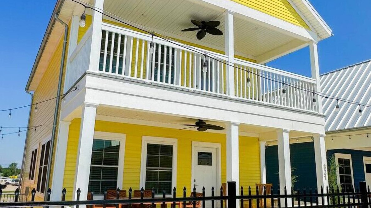 Celina Cottage | Sunny Shores: Lakeside Cottage
