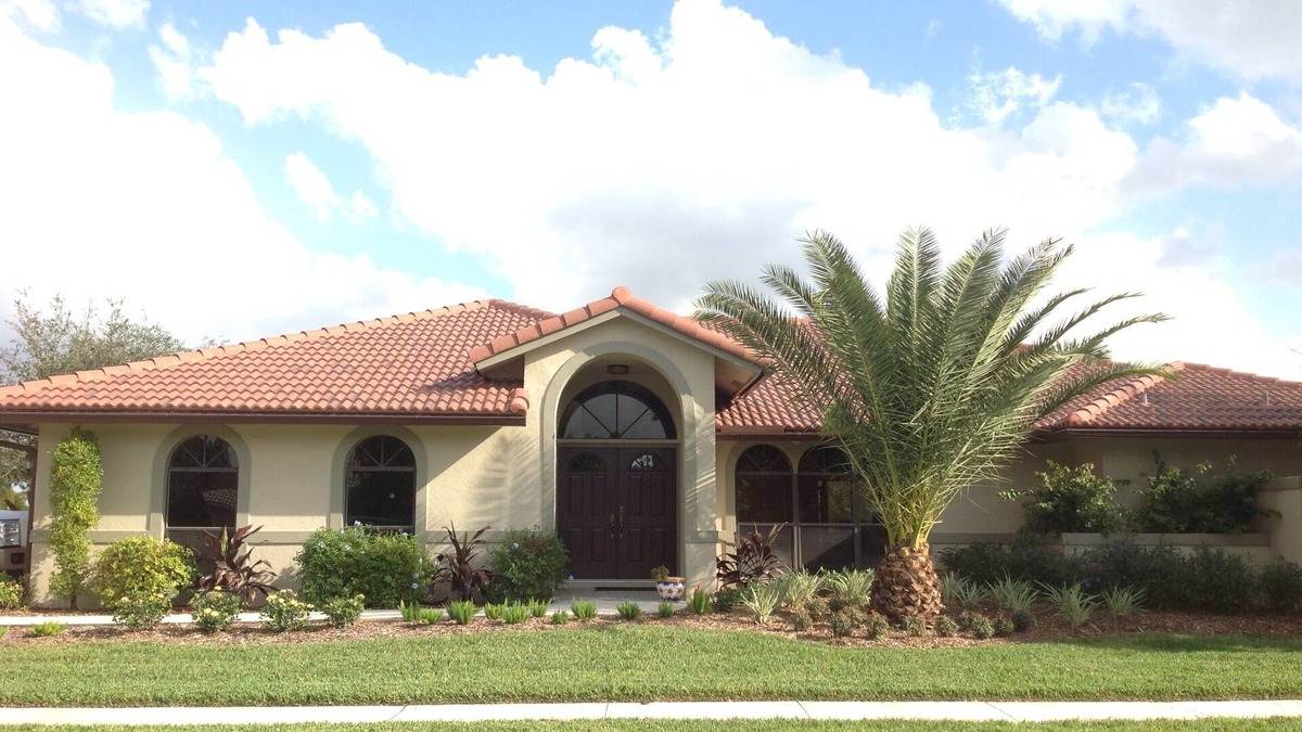 Equestrian Walk House | Sunny South Florida - Walk to WEF & Global Dressage - WiFi included