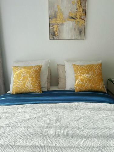 Parchamp–Albert Kahn Apartment | SUNNY Studio 2 steps from metro