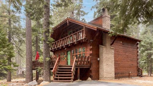 Pineland House | Sunnyside by AvantStay Charming Lake Tahoe Chalet on Tahoes West Shore
