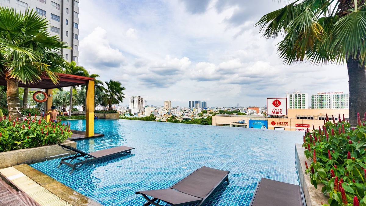 District 7 Apartment | Sunrise City Central By Dhome