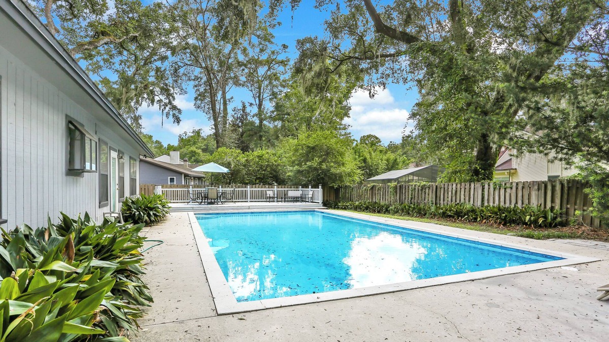 Gainesville House | Sunrise Family-Friendly Oasis with Pool. Bring the dogs.