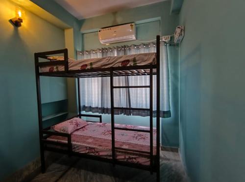 Sindhi Camp House | Sunrise Guest House