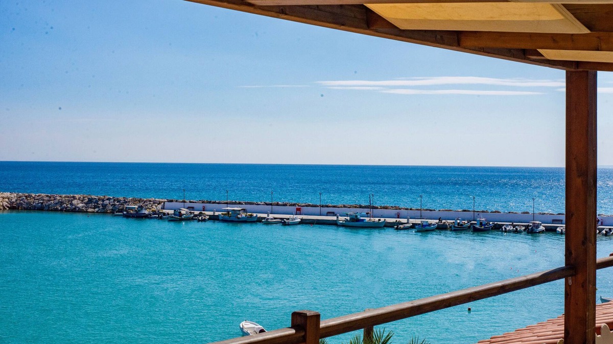 Ireon Hotel | Sunrise Hotel