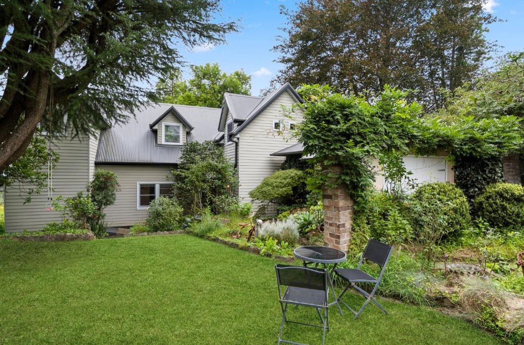 Hazelbrook House | Sunrise House