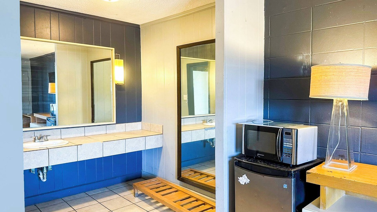 Albany Hotel | Sunrise Inn By OYO Albany