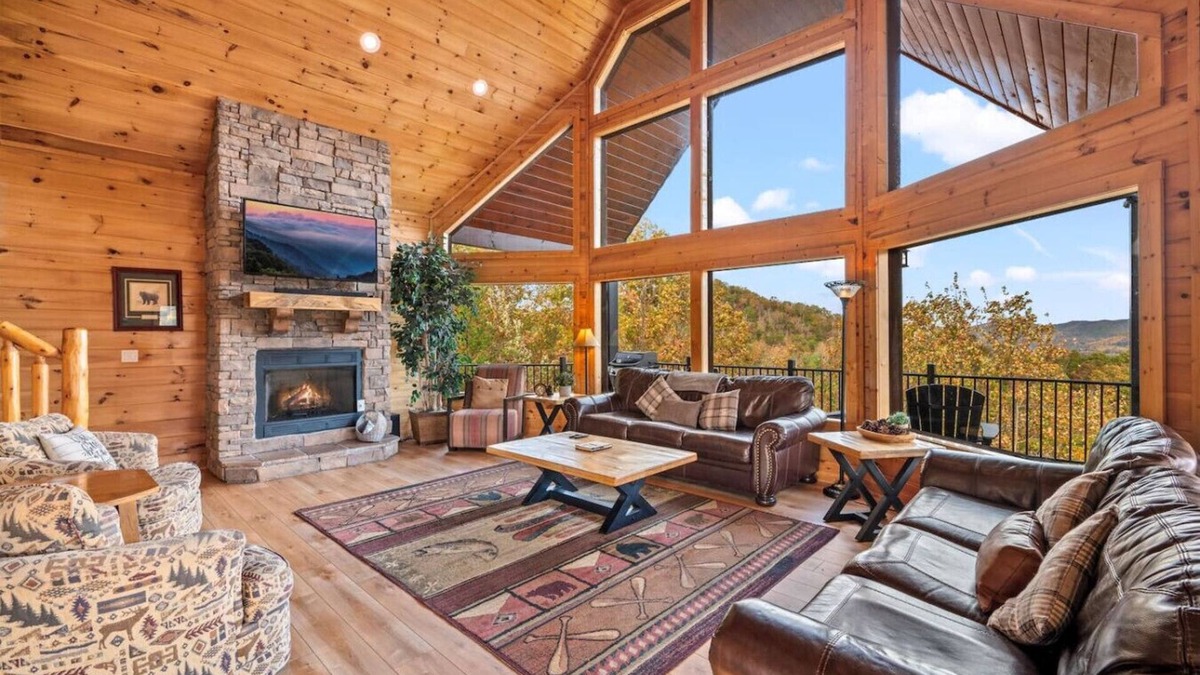 Townsend Cabin | Sunrise Peak: Incredible 6BR w/Views*Hot Tub*Games*Privacy!