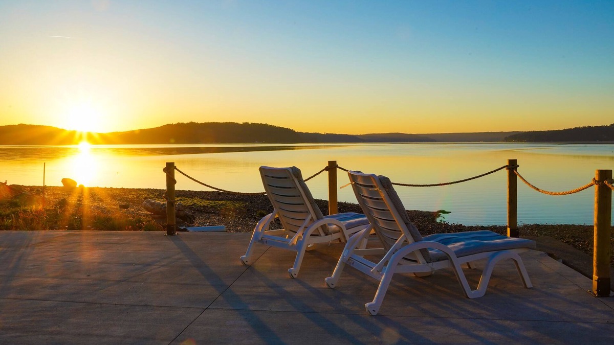 Shelton House | Sunrise@Potlatch-Waterfront Luxury Home Hood Canal