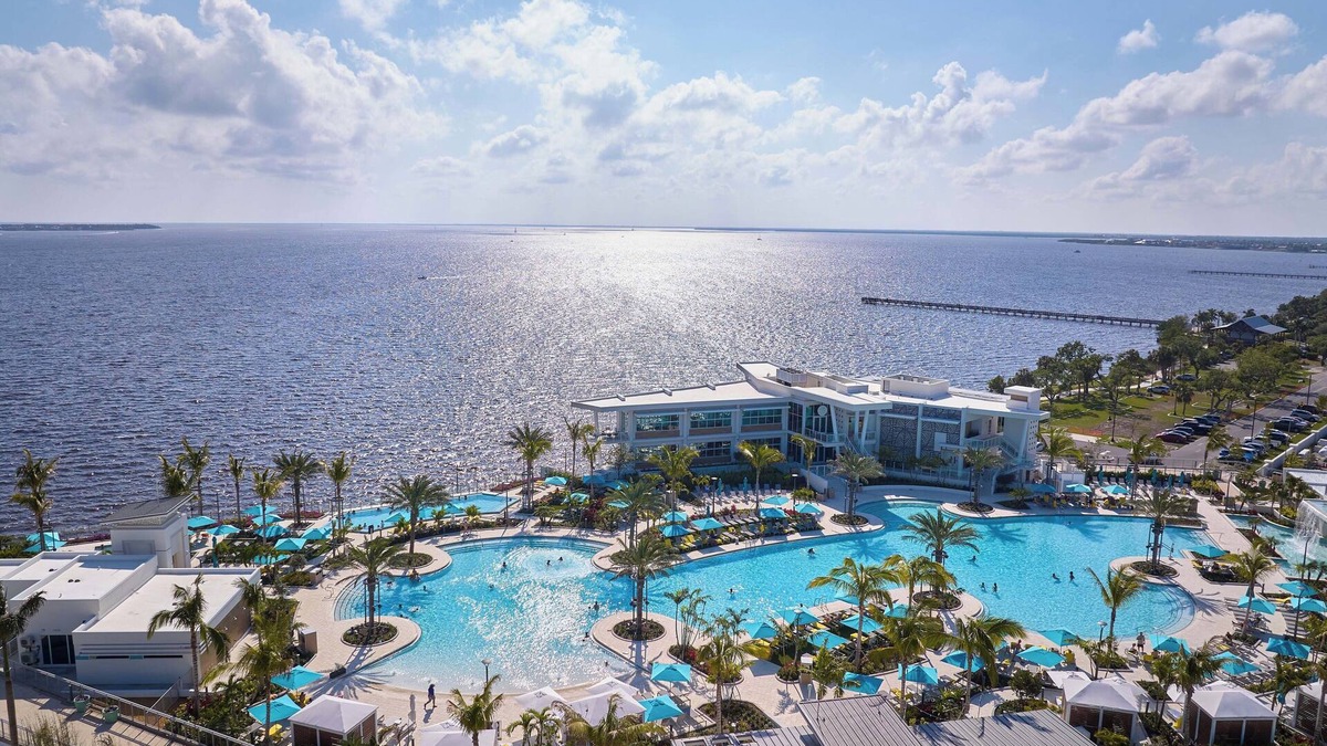 Charlotte Harbor Resort | Sunseeker Resort Florida Gulf Coast, Curio Collection Hilton