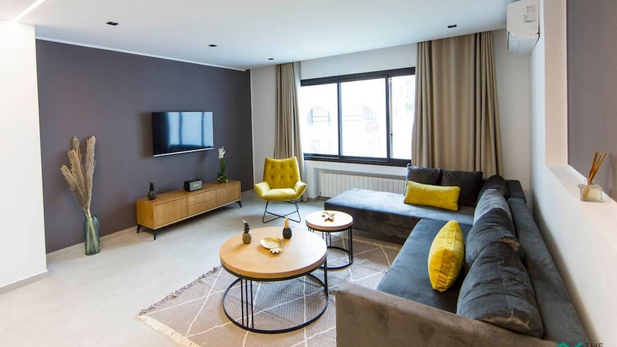 Les Berges du Lac Apartment | SUNSET 201: Luxury 2bds with gym