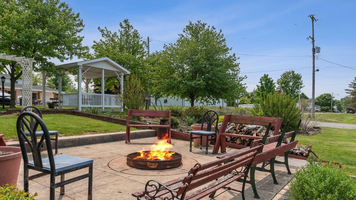 Hudson Hotel | Sunset Acres Motel