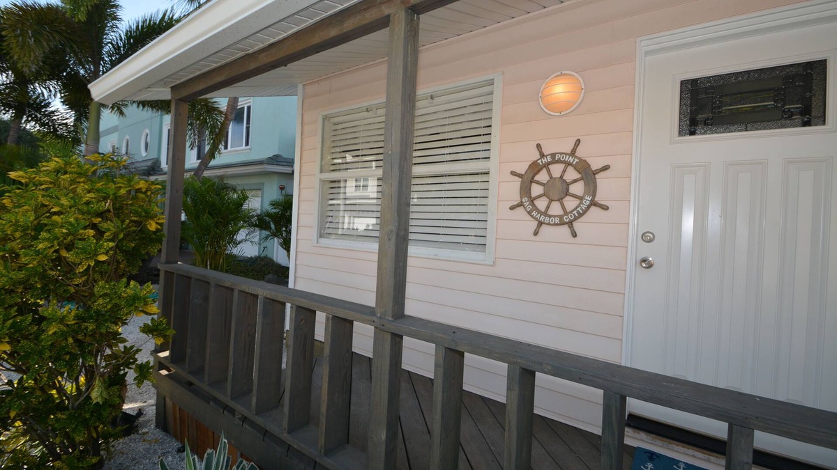 Sunset Beach House | Sunset Beach Cozy boutique cottage with all the must have beach amenities