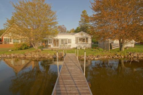 Moran House | Sunset Breeze